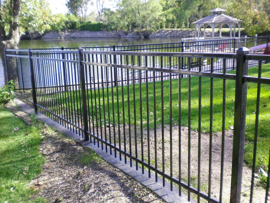 [200' Length] 5' Ornamental Flat Top Complete Fence Package